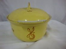 Load image into Gallery viewer, Vintage DRU Holland Cast Iron & Enamel Tulip Covered Baking Dish