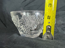 Load image into Gallery viewer, Vintage Anchor Hocking Snack Plate Set with Box