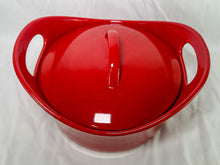 Load image into Gallery viewer, Rachael Ray Lidded Casserole Dish