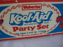 Load image into Gallery viewer, 1983 Kool-Aid Wolverine Children&#39;s Party Set NIB
