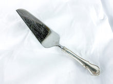 Load image into Gallery viewer, Vintage Towle Sterling Silver Handle & Stainless Blade Pie/Cake Cutter/Server