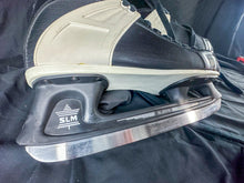 Load image into Gallery viewer, CCM Super Rapide 52 SL 2500 Men's Size 9 Ice Skates