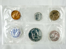 Load image into Gallery viewer, 1960 Coin Mint Set, Philadelphia Mint
