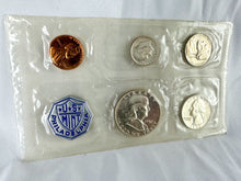 Load image into Gallery viewer, 1957 Coin Mint Set, Philadelphia Mint
