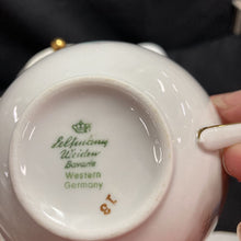 Load image into Gallery viewer, Vintage Seltmann Weiden Bavaria Tea Set, Liane