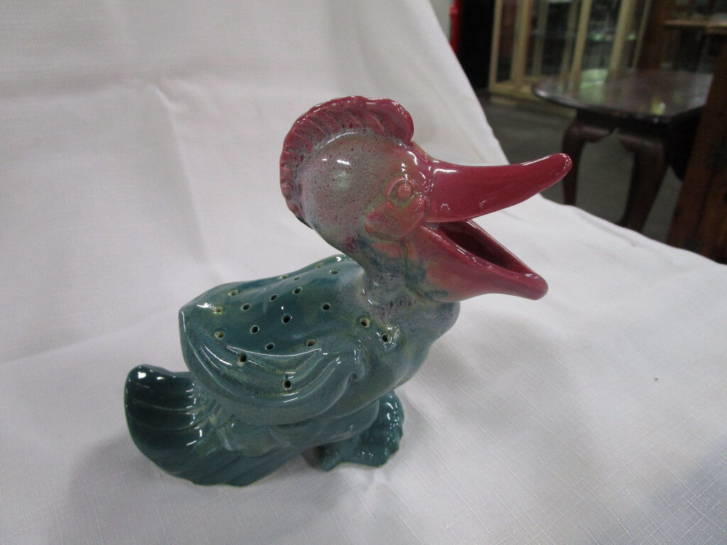 Vintage Ceramic Australian Pelican Hors D' Oeuvres Toothpick Server Holder