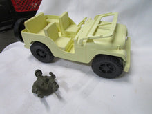Load image into Gallery viewer, 1950's Louis Marx &amp; Co. Cream Plastic WWII Army Jeep with Driver

