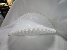 Load image into Gallery viewer, Vintage Fenton Art Glass Silver Crest Banana Bowl
