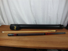 Load image into Gallery viewer, Viper Pro Series 2 Piece Cue Good Luck Bill Smith Signature &amp; Viper Carry Case
