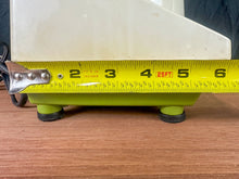 Load image into Gallery viewer, 1970s Proctor-Silex Cream &amp; Avocado 8-Speed Blender - Works!
