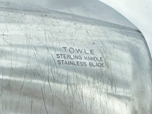 Load image into Gallery viewer, Vintage Towle Sterling Silver Handle &amp; Stainless Blade Pie/Cake Cutter/Server
