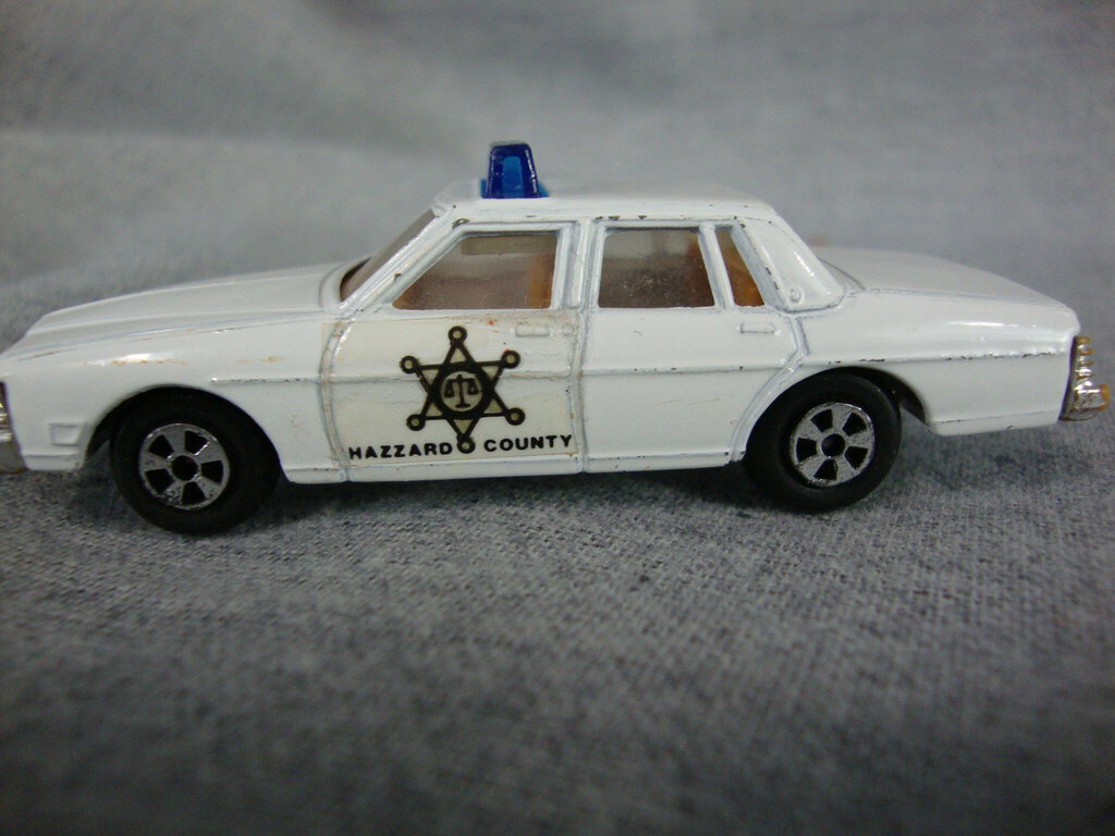 ERTL Dukes of Hazzard Sheriff Rosco P. Coltrane 1980 Pontiac Bonneville Police Car
