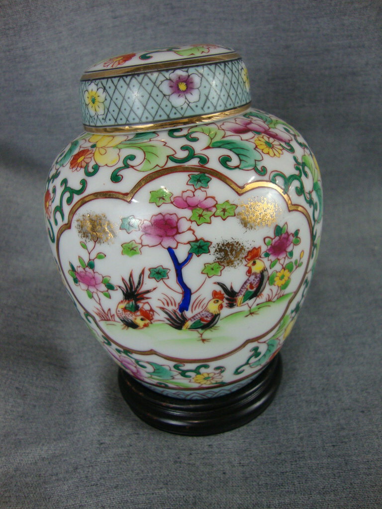 Vintage Ardalt Japan Rooster Ginger Jar with Wood Round Base