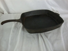 Load image into Gallery viewer, Vintage USA Made Cast Iron Square Skillet Unrestored
