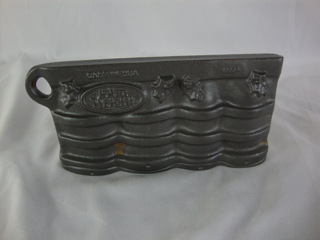 Vintage John Wright USA Cast Iron Holiday 4 Shapes Chocolate Candy Mold