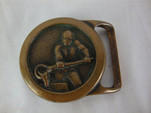 Load image into Gallery viewer, Vintage Doehler Jarvis Tech-Ether Guild Brass Foundry Worker Round Belt Buckle
