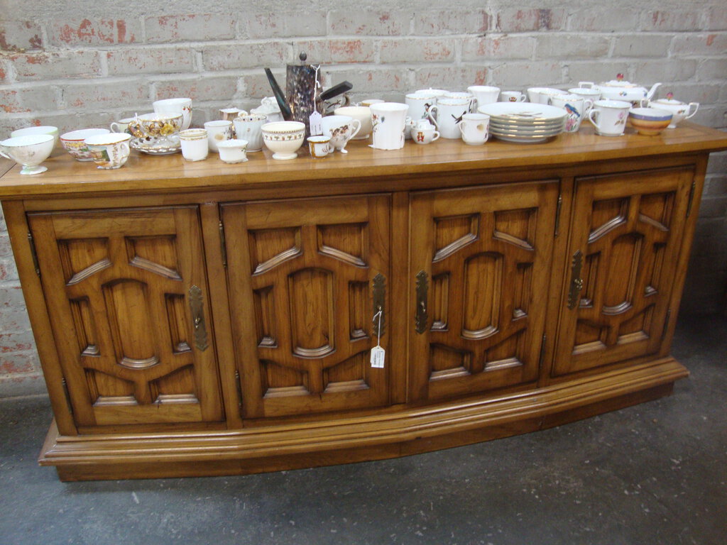 Vintage Thomasville Italian Provincial Sideboard Cabinet