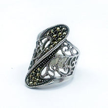 Load image into Gallery viewer, Vintage Sterling Silver Filigree Marcasite Swerve Ring, Size 7
