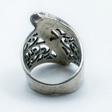 Load image into Gallery viewer, Vintage Sterling Silver Filigree Marcasite Swerve Ring, Size 7
