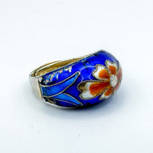 Load image into Gallery viewer, Vintage Chinese Cloisonne Domed Sterling Silver Enamel Flower Ring, Size 7
