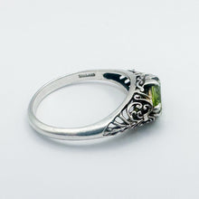 Load image into Gallery viewer, Vintage Sterling Silver Filigree Peridot Ring, Size 7.25
