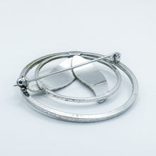 Load image into Gallery viewer, Vintage Van Dell Sterling Silver Leaf in Double Circle Brooch
