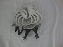 Load image into Gallery viewer, Vintage Aluminum Country Rooster Pot Trivet
