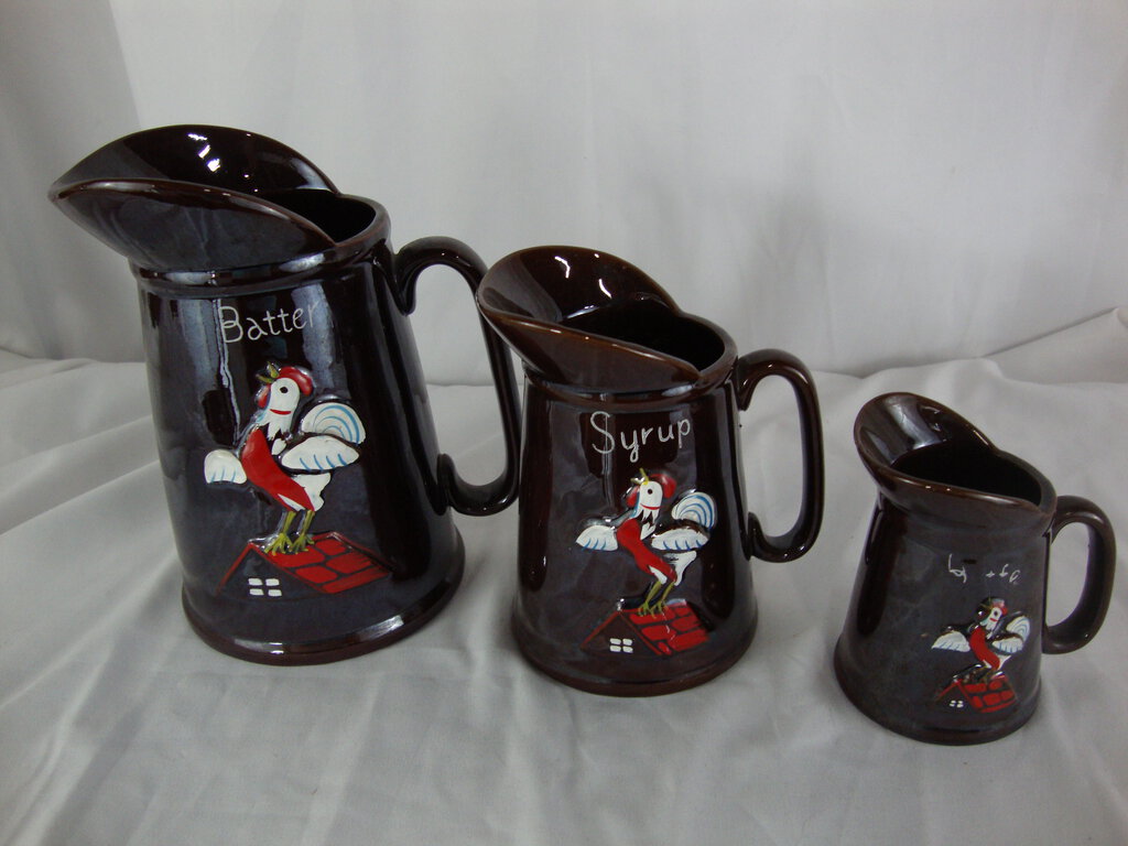 Vintage Farmhouse Country Ceramic Rooster Pancake Pitchers Set of 3