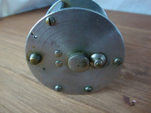 Load image into Gallery viewer, Vintage South Bend Model D No. 400 Anti Back Lash Metal Fishing Reel
