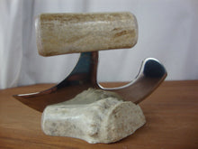 Load image into Gallery viewer, Ulu Pointed End Cream/Grey Rectangle Handle with Irregular Knobby Cream/Grey Base
