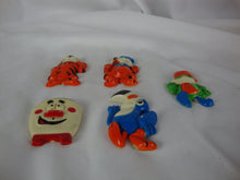 Load image into Gallery viewer, 1978 Kellogg&#39;s Cereal Characters Refrigerator Magnets Set of 5
