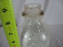 Load image into Gallery viewer, Vintage Starland Dairies They Come To Visit One Quart Clear Glass Milk Bottle
