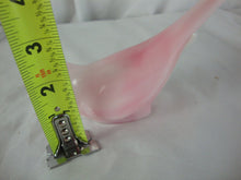 Load image into Gallery viewer, Vintage Fenton Pink Slag Glass Rosalene Happiness Bird Glass Figurine
