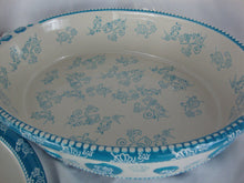 Load image into Gallery viewer, Vintage Temp-tations Aqua/White Floral Lace 3 Qt Casserole Dish with Platter and Black Metal Stand
