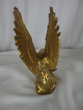 Load image into Gallery viewer, Vintage Brass Eagle Landing Table Bird Figurine
