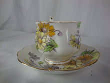 Load image into Gallery viewer, Vintage Royal Albert China Flower of the Month Daisy #4 Teacup and Saucer Set
