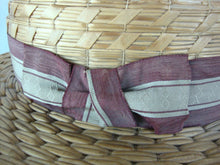 Load image into Gallery viewer, Vintage Henneberry Straws of Quality Men&#39;s 7 1/8 Straw Woven Hat
