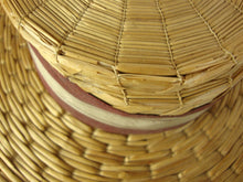 Load image into Gallery viewer, Vintage Henneberry Straws of Quality Men&#39;s 7 1/8 Straw Woven Hat
