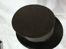 Load image into Gallery viewer, Vintage Bamberger&#39;s Newark NJ Men&#39;s Size 7 Not Collapsible Black Silk Top Hat
