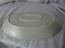 Load image into Gallery viewer, Vintage Pfaltzgraff Yorktown Putty/Blue Stoneware Oval Platter
