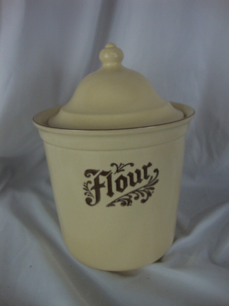 Vintage Pfaltzgraff Village Yellow/Brown Stoneware Flour Canister with Dome Lid
