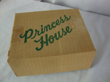 Load image into Gallery viewer, Vintage Princess House Four Crystal Salt Cellars with Four Salt Spoons NOS NIB
