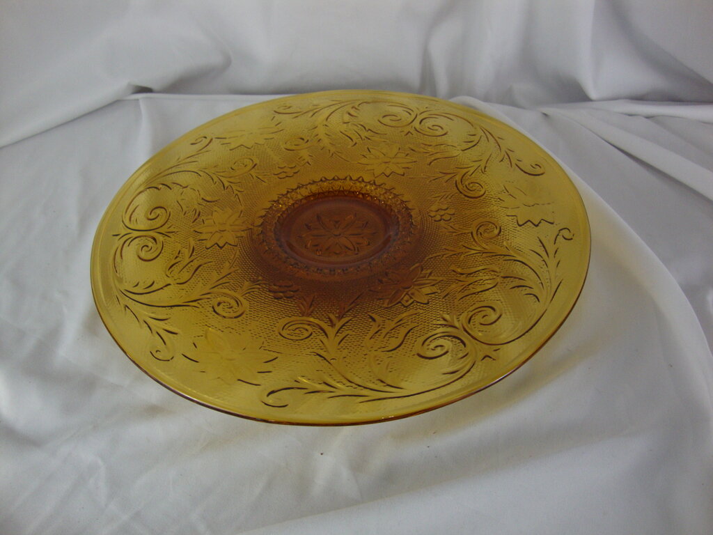Vintage Tiara Sandwich Amber Glass Low Pedestal Cake Bakery Stand