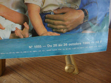Load image into Gallery viewer, 1984 October Jours De France Et Voila&#39; Harry! Royal Family Softcover Magazine
