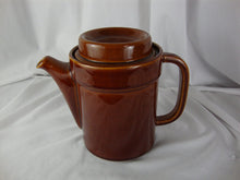 Load image into Gallery viewer, Vintage Pfaltzgraff USA #490 Brown Tea Coffee Pot with Lid
