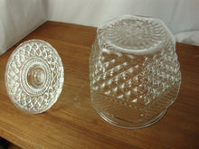 Load image into Gallery viewer, Vintage Anchor Hocking Wexford Pattern Biscuit Cookie Jar with Lid
