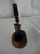 Load image into Gallery viewer, Vintage Ben Wade Golden Matt Freehand Danish Sitter Briar Estate Pipe
