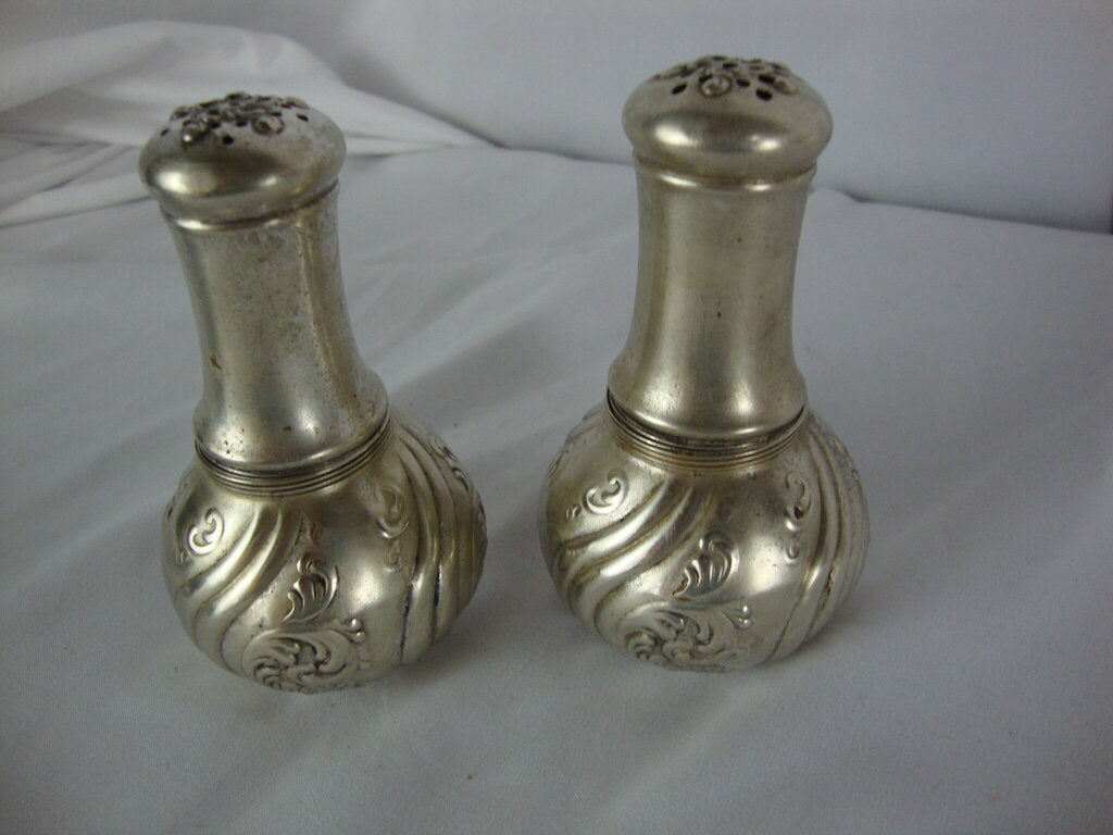 Vintage Marmod Jaccard Silverplate Flower Scrollwork Salt & Pepper Shakers Set
