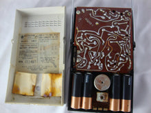 Load image into Gallery viewer, 1960s RCA Victor Transistor Model 3-RG-31 Portable Battery AM Radio with Leather Carry Case
