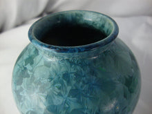 Load image into Gallery viewer, 1994 Phil Morgan Seagrove NC Crystalline Glaze Aqua Small 4.5 Inch Vase
